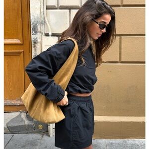 Alo Alumni Black 1/4 Zip Pullover